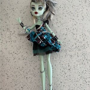 Monster High Frankie Stein Sweet 1600 Doll
